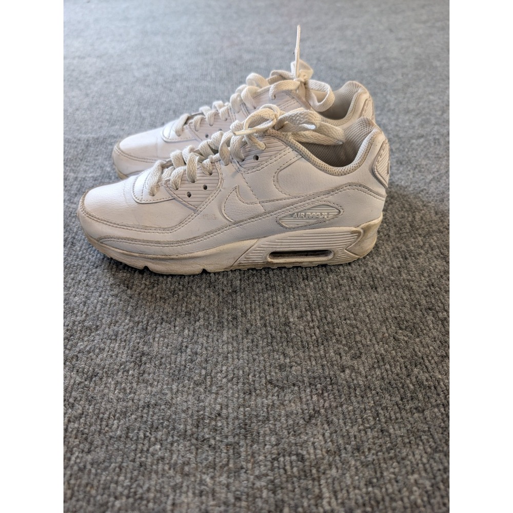Nike Air Max 90 Leather Triple White Youth Size 5.5Y Women Size 7 CD6864-100